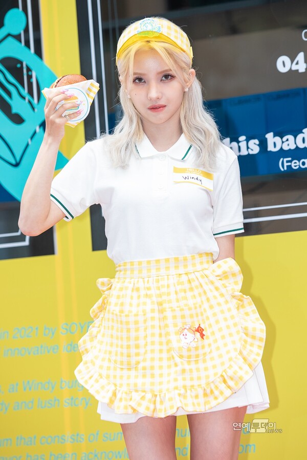 [today포토] (여자)아이들 전소연,’버거소녀 아니 대표’