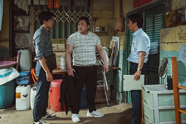 우리는 왜 '마석도'에 열광하는가? 영화 '범죄도시2' 한국영화의 부활탄을 쏘아올리다!