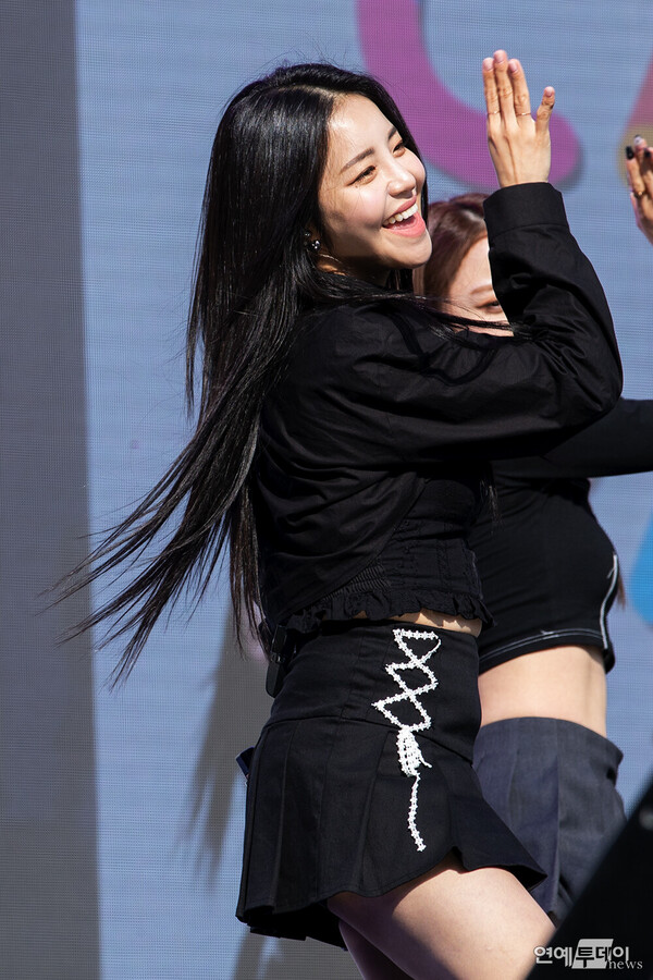 [today포토] 브레이브걸스 유정,’무대위의 미소천사’